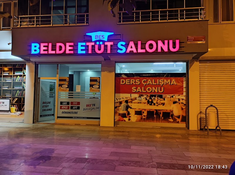 WhatsApp ile iletişim