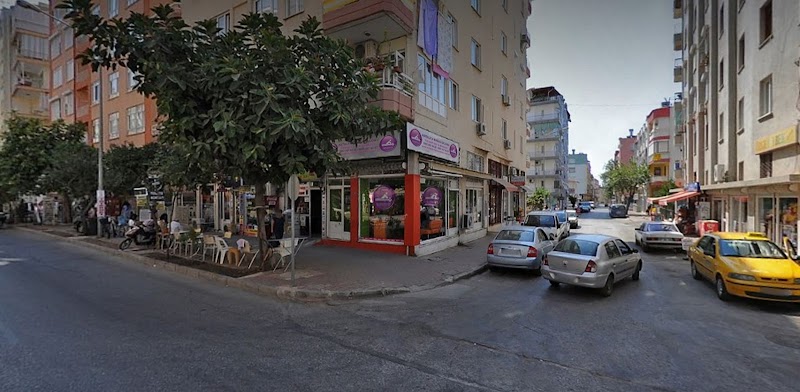 WhatsApp ile iletişim