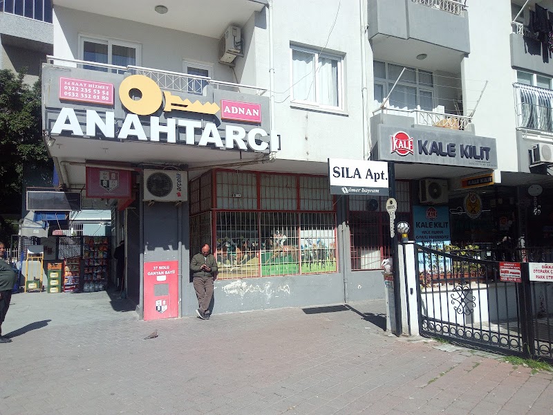 WhatsApp ile iletişim