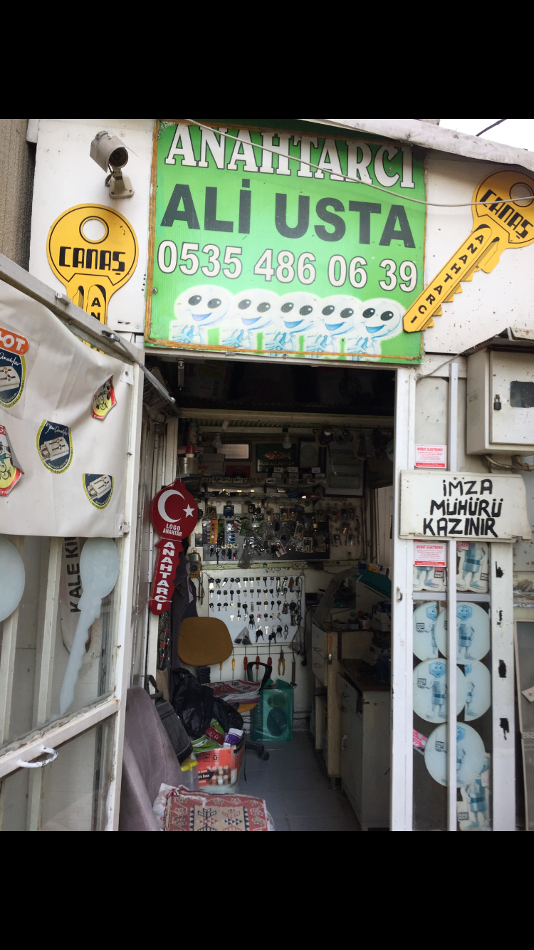 WhatsApp ile iletişim