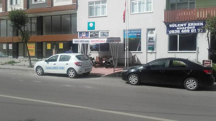 WhatsApp ile iletişim