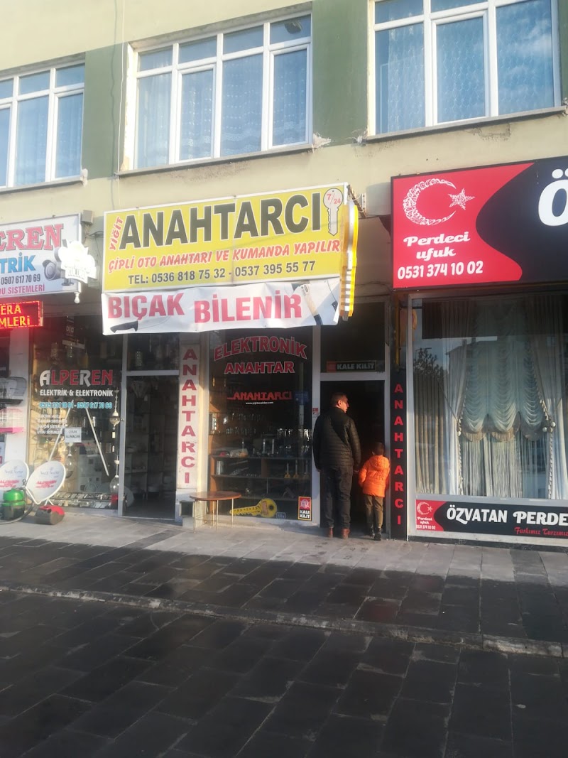 WhatsApp ile iletişim