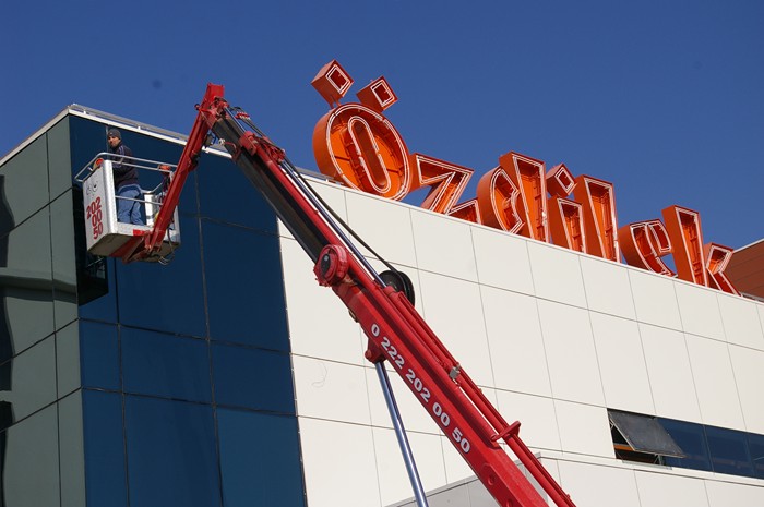 WhatsApp ile iletişim