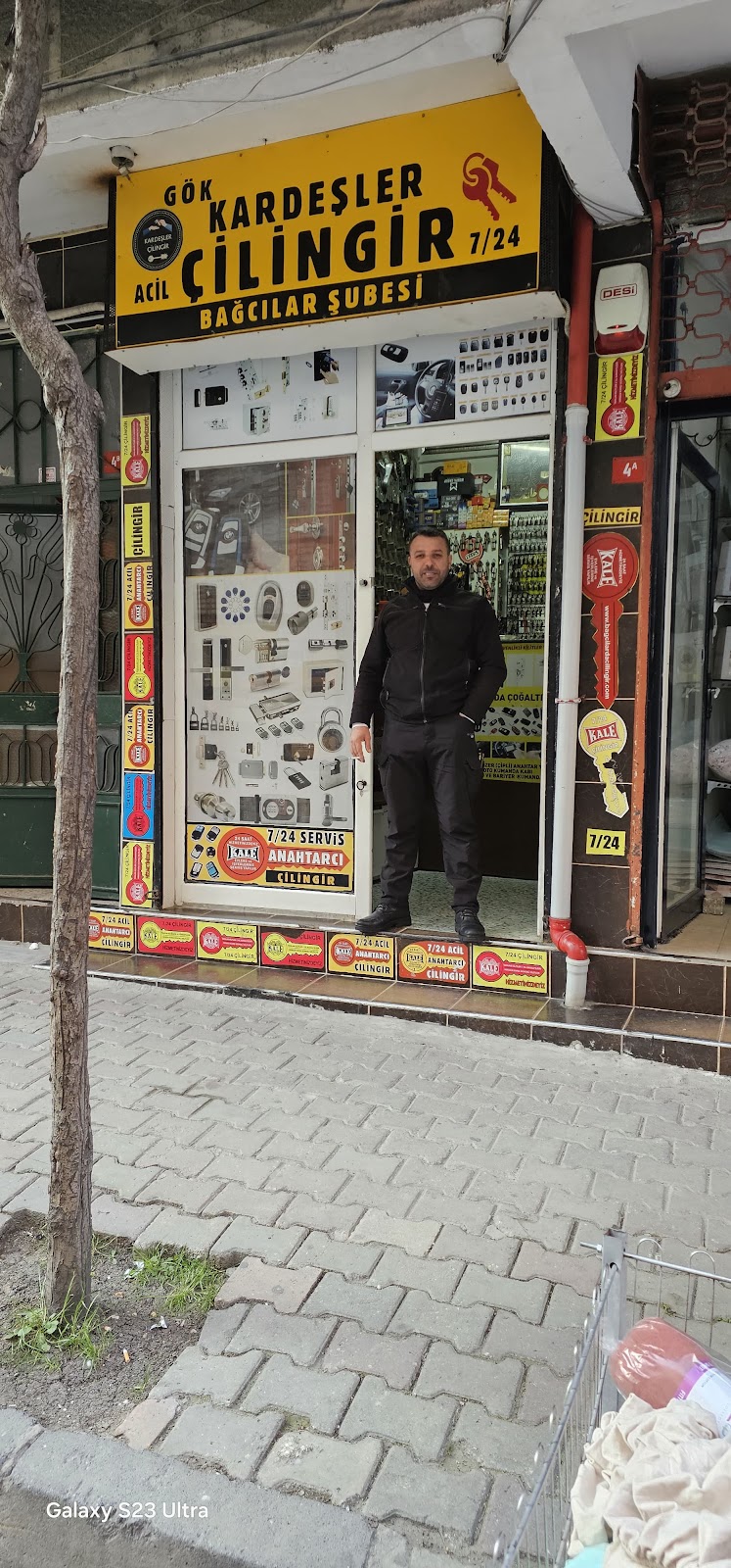 WhatsApp ile iletişim
