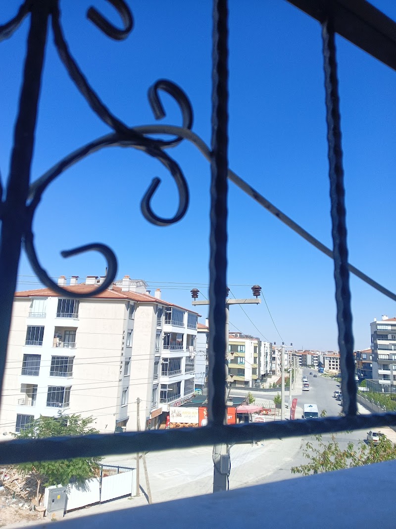 WhatsApp ile iletişim